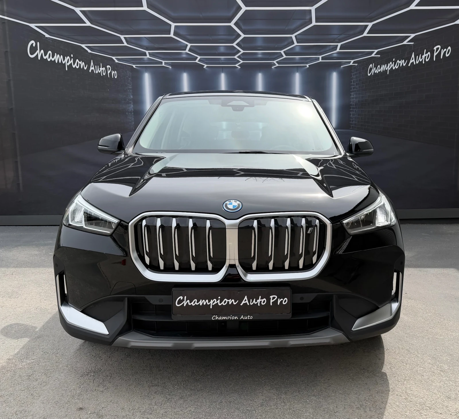 BMW iX1 30Xdrive/Leder/Kam/Carplay/Led | Mobile.bg � ����������� 2