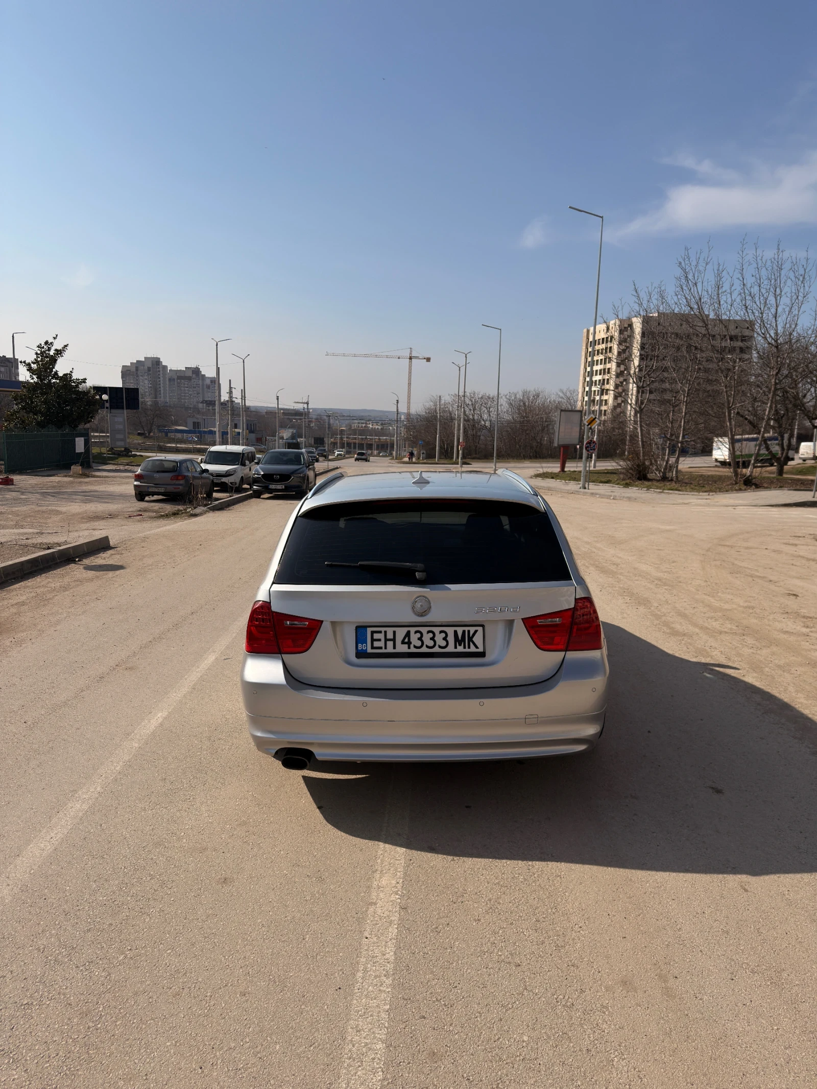 BMW 320, снимка 3 - Автомобили и джипове - 54554847