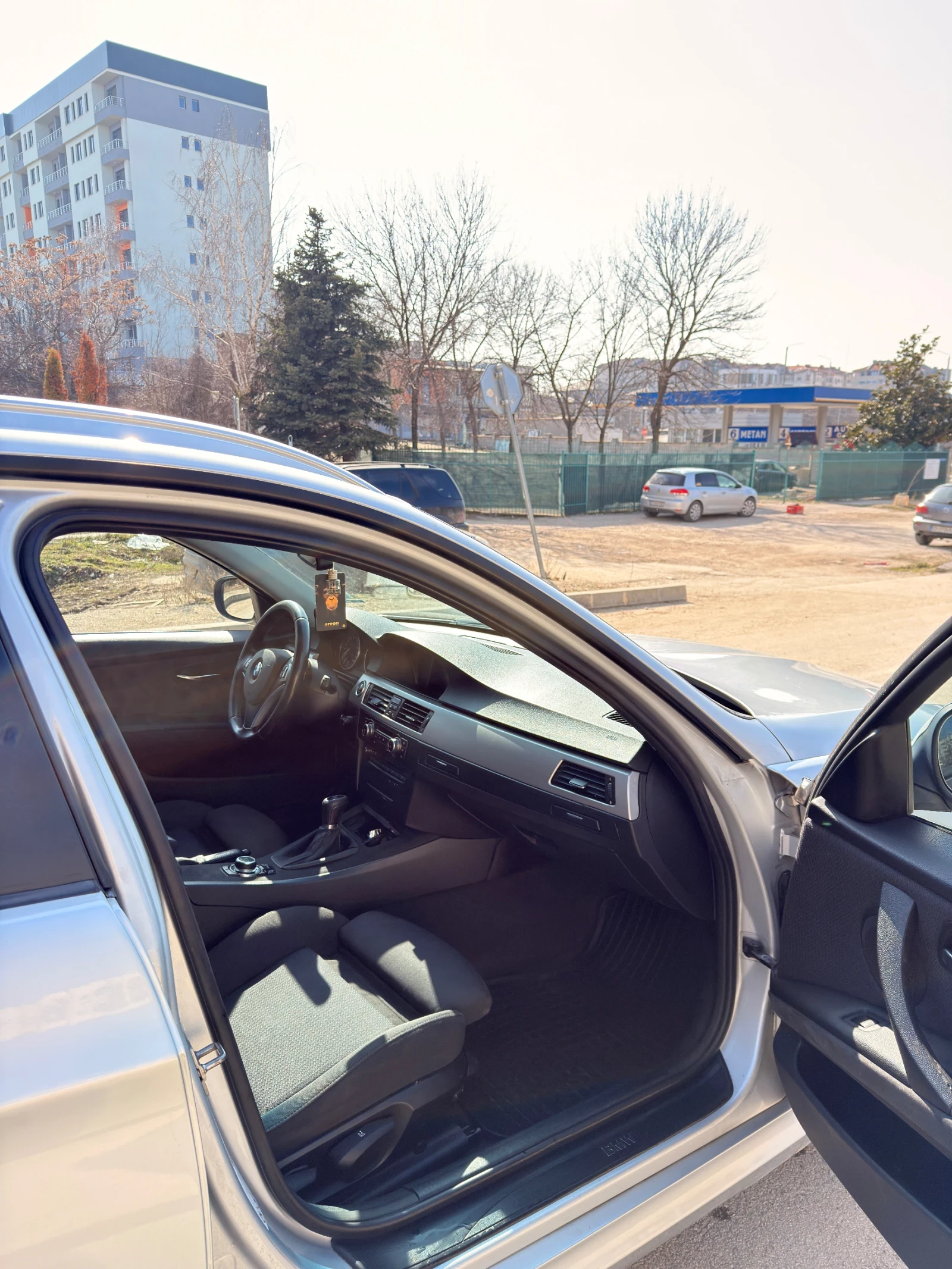 BMW 320, снимка 10 - Автомобили и джипове - 54554847