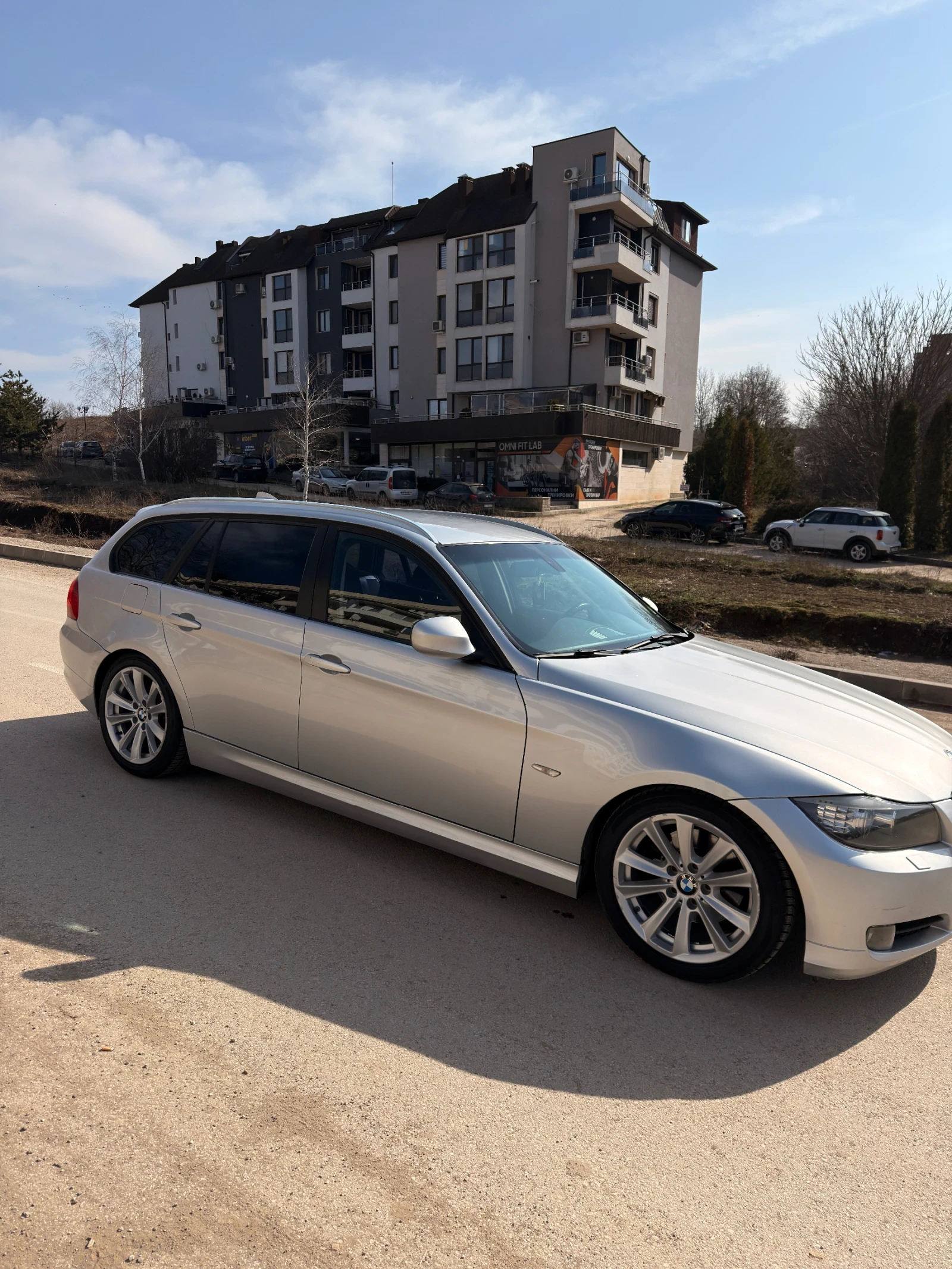 BMW 320, снимка 2 - Автомобили и джипове - 54554847