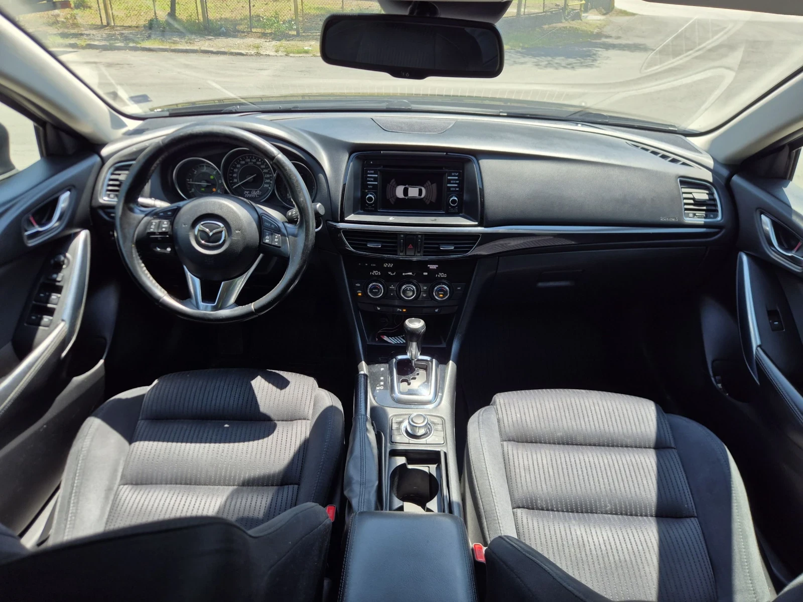 Mazda 6 2.2D SKYACTIV , снимка 12 - Автомобили и джипове - 54712149