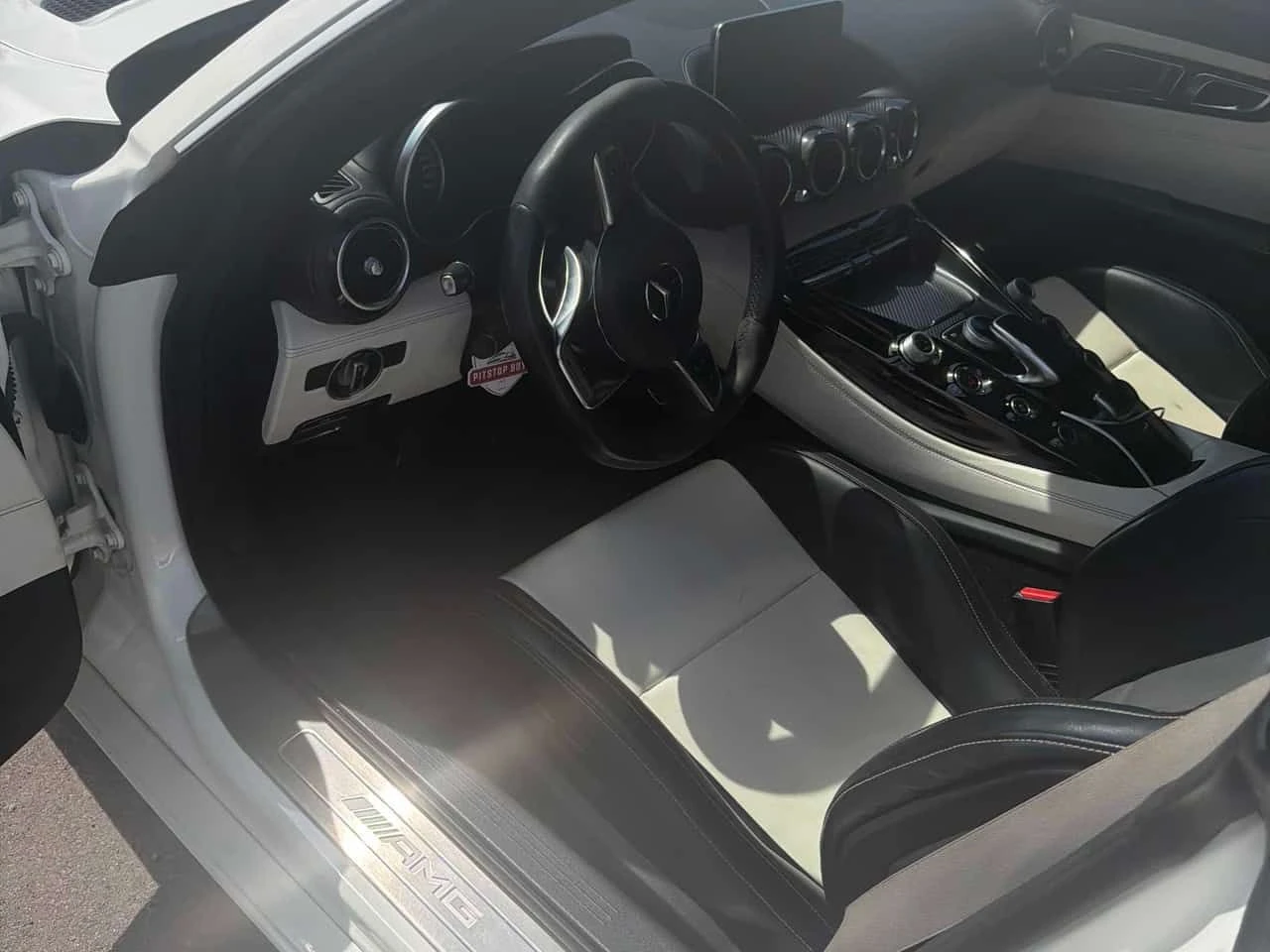 Mercedes-Benz AMG GT * S * FULLY LOADED * ПРЕДСТАВИТЕЛСТВО, снимка 8 - Автомобили и джипове - 54906844