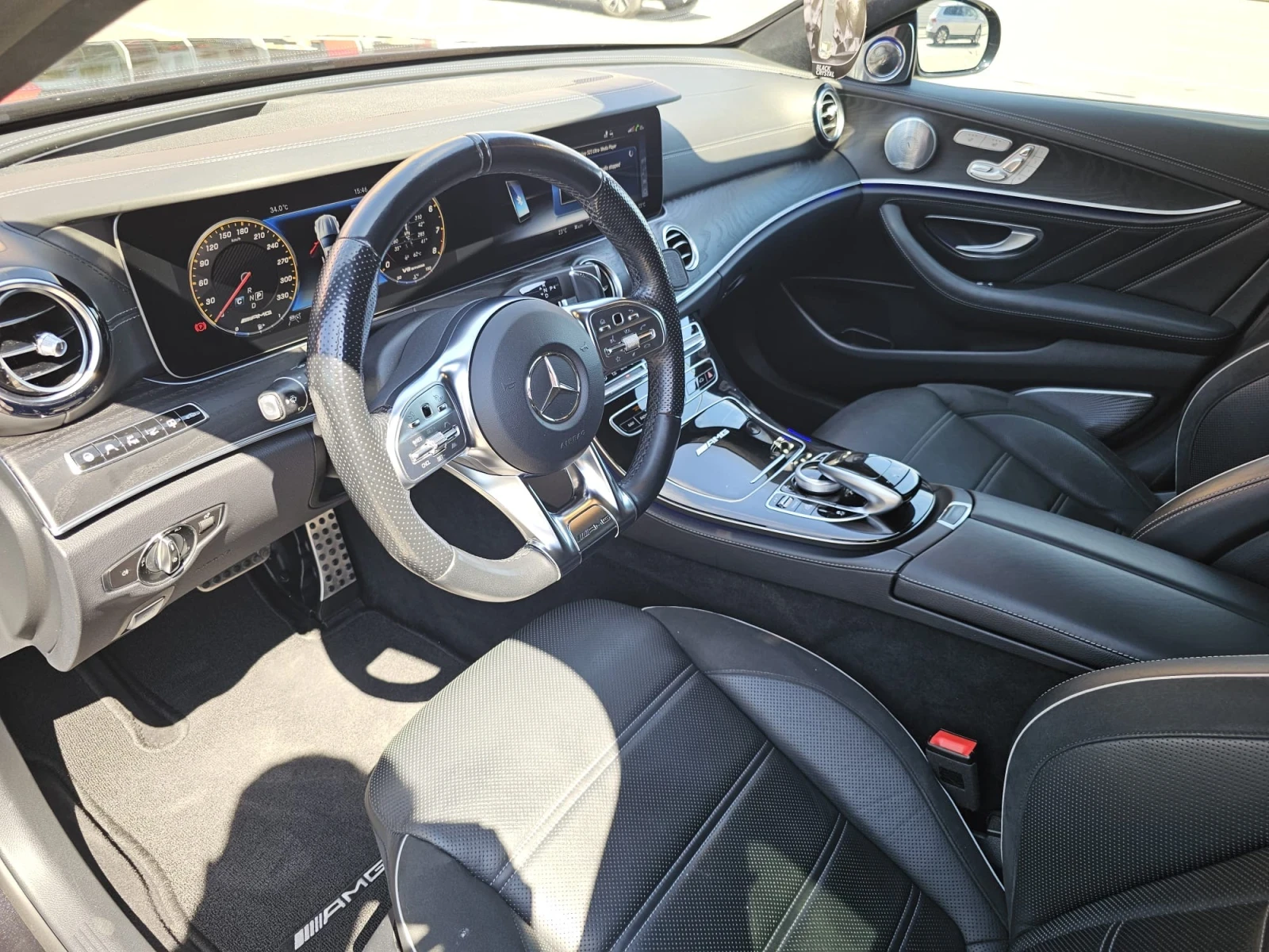 Mercedes-Benz E 63 AMG S | Ceramic | 3D Burmester | Panorama, снимка 10 - Автомобили и джипове - 55475413