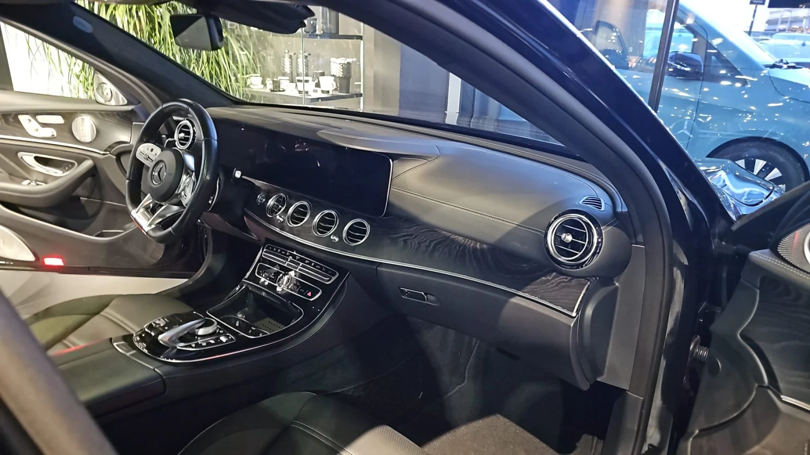 Mercedes-Benz E 63 AMG S | Ceramic | 3D Burmester | Panorama, снимка 9 - Автомобили и джипове - 55475413