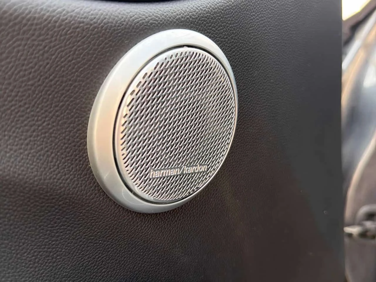 Alfa Romeo Giulia * Quadrifoglio* АВТОКРЕДИТ  БЕЗ ПЪРВОНАЧАЛНА ВНОСК, снимка 8 - Автомобили и джипове - 55476783