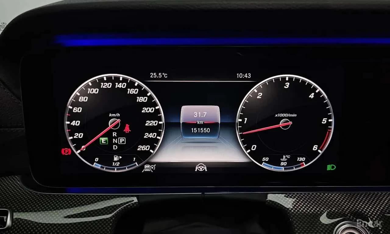 Mercedes-Benz CLS 400 d 4MATIC AMG ХЕДЪП ОБДУХВАНЕ 360 BURMESTER, снимка 8 - Автомобили и джипове - 55574791