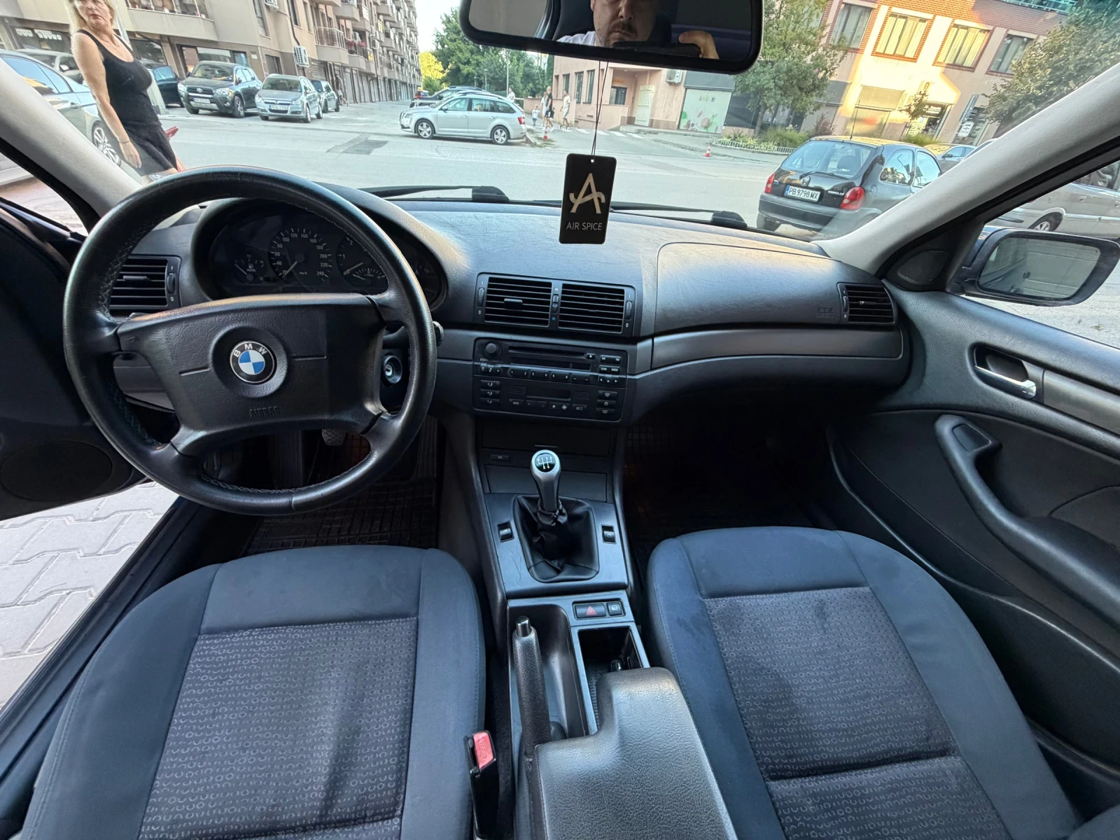 BMW 320, снимка 7 - Автомобили и джипове - 55724558