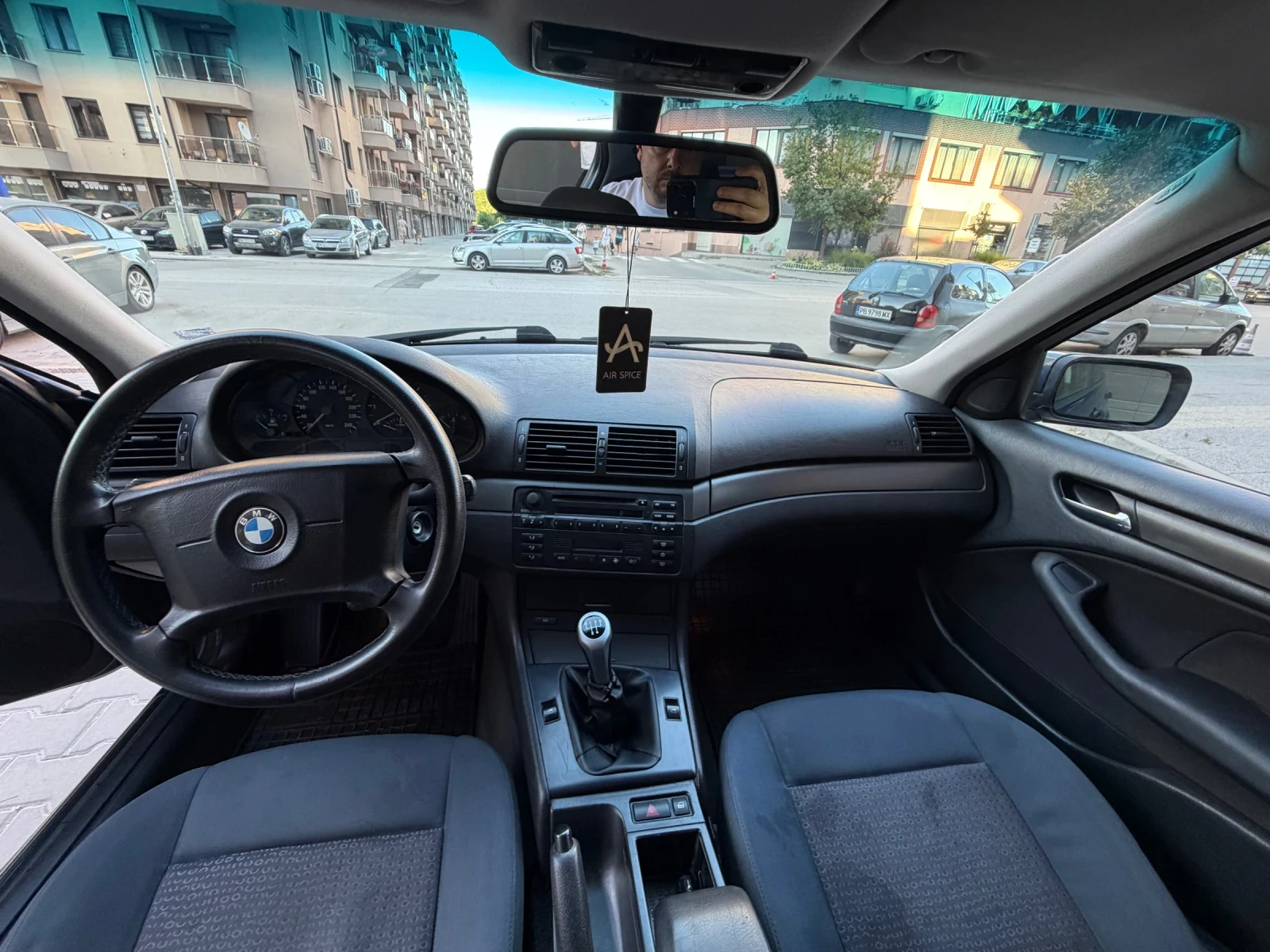 BMW 320, снимка 8 - Автомобили и джипове - 55724558