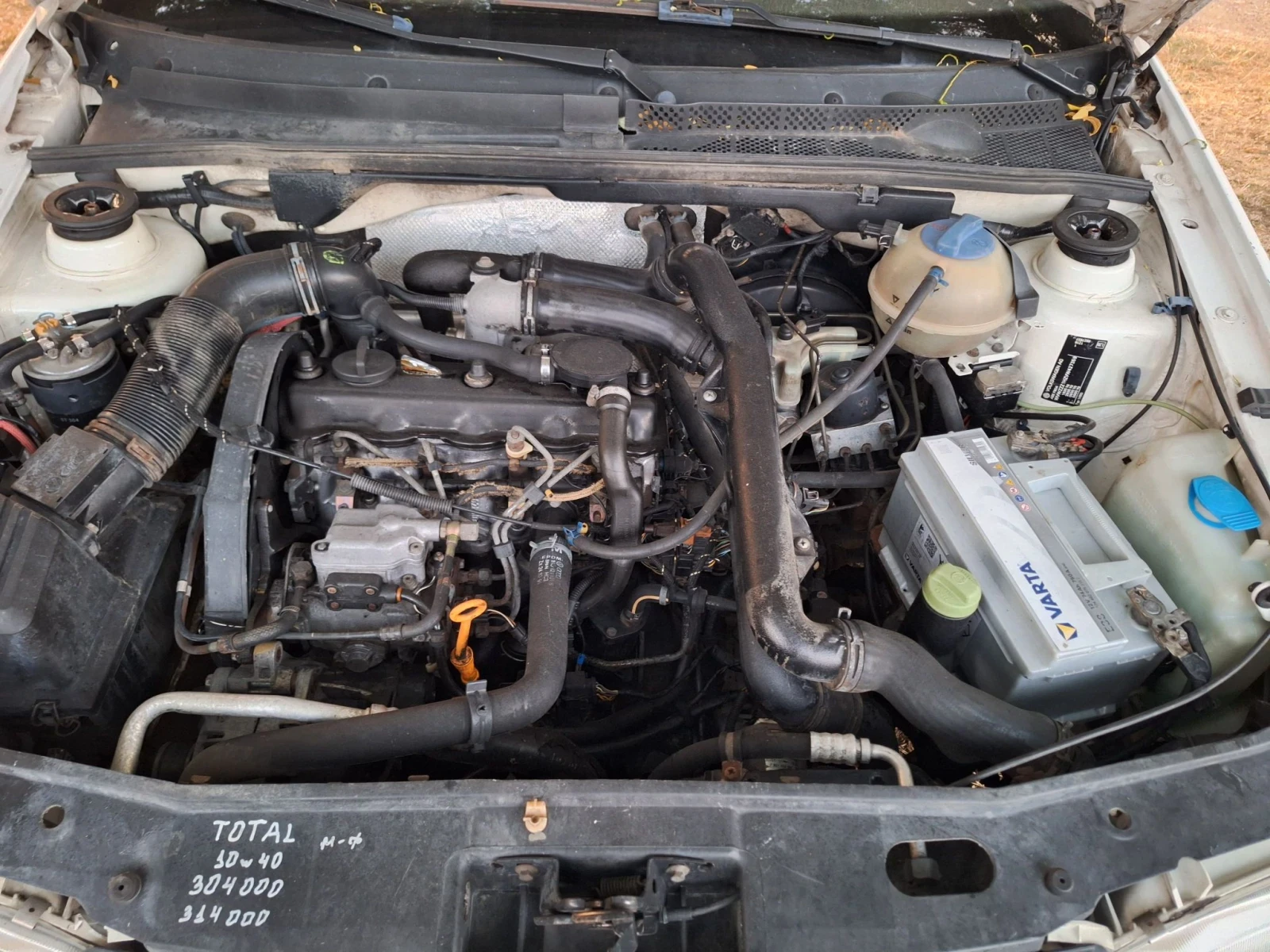 VW Golf 1.9 90к.с., снимка 8 - Автомобили и джипове - 56020284