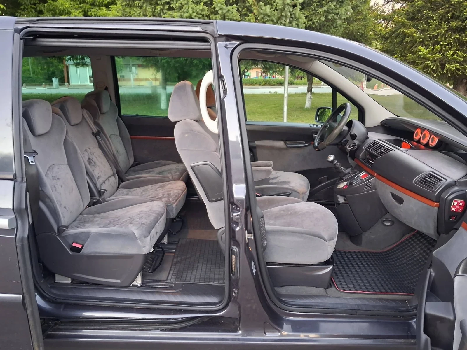 Citroen C8 2.0HDi / 110, снимка 2 - Автомобили и джипове - 56149240