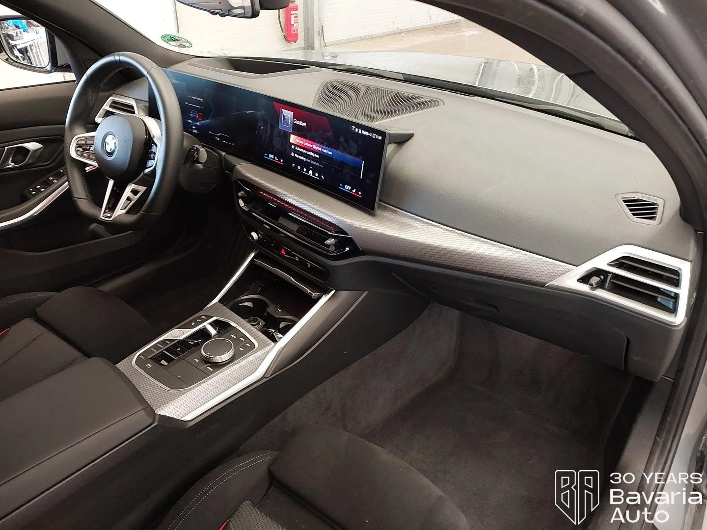 BMW 330 d xDrive Touring Sportautomatic, снимка 7 - Автомобили и джипове - 56302734