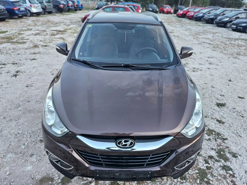 Hyundai IX35 2.0/ГАЗ/ИТАЛИЯ/БЕЗ РЪЖДА, снимка 8 - Автомобили и джипове - 47552862