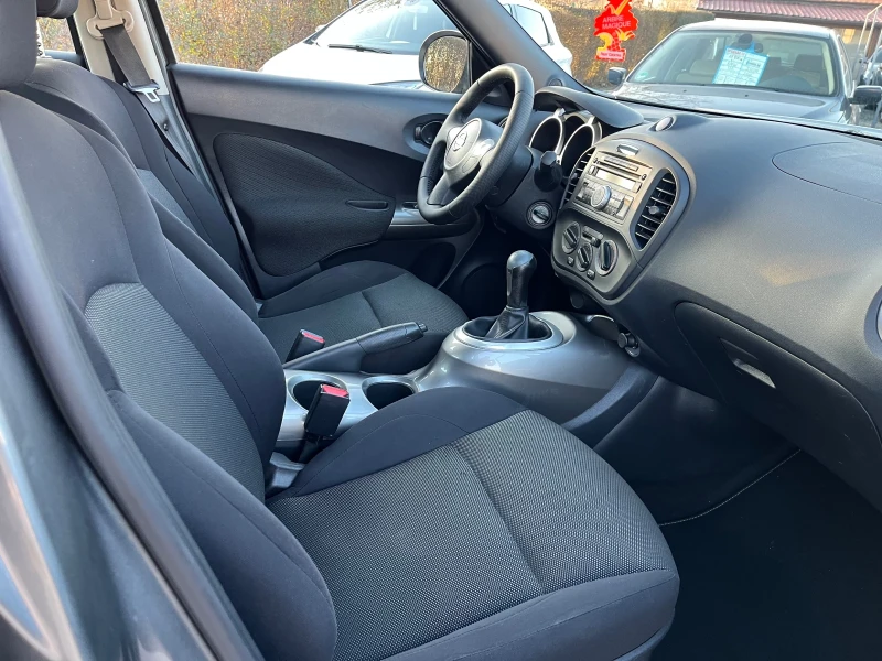 Nissan Juke 1.6i, снимка 12 - Автомобили и джипове - 49103347