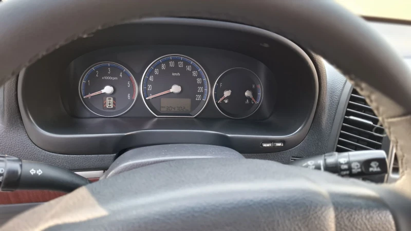 Hyundai Santa fe 2.2, снимка 10 - Автомобили и джипове - 52112824