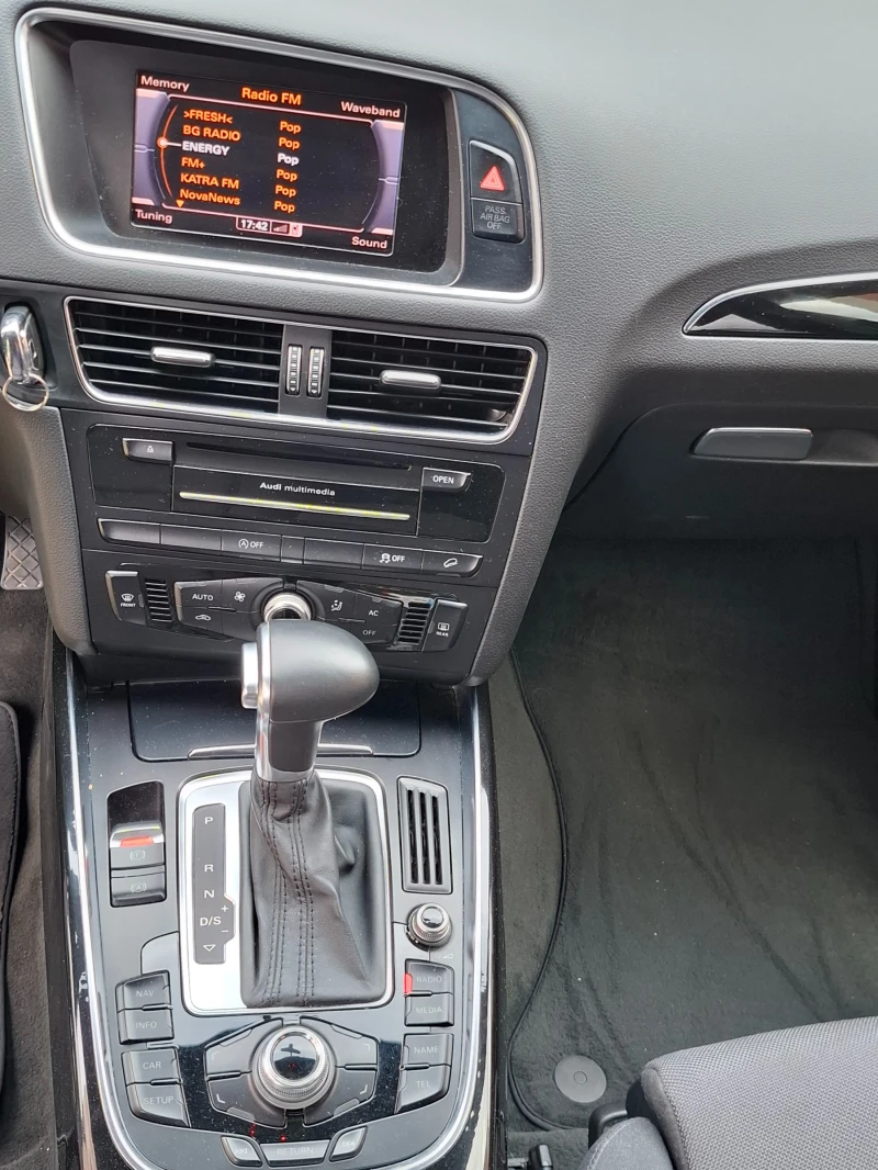 Audi Q5 Quattro/Euro5A, снимка 9 - Автомобили и джипове - 52929174