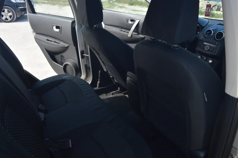 Nissan Qashqai 1.5 dci, снимка 9 - Автомобили и джипове - 52356026