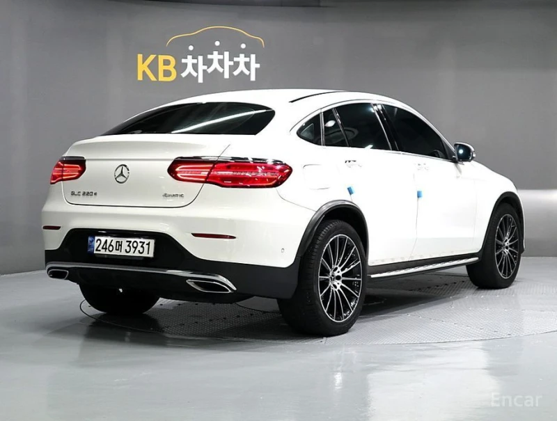 Mercedes-Benz GLC 220, снимка 3 - Автомобили и джипове - 52819482