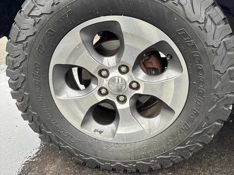 Jeep Wrangler * Sahara * CARFAX * БЕЗ ПЪРВОНАЧАЛНА ВНОСКА, снимка 7 - Автомобили и джипове - 53443779