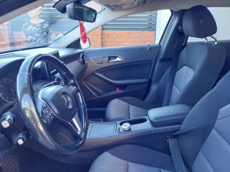 Mercedes-Benz GLA 200, снимка 5 - Автомобили и джипове - 52514275