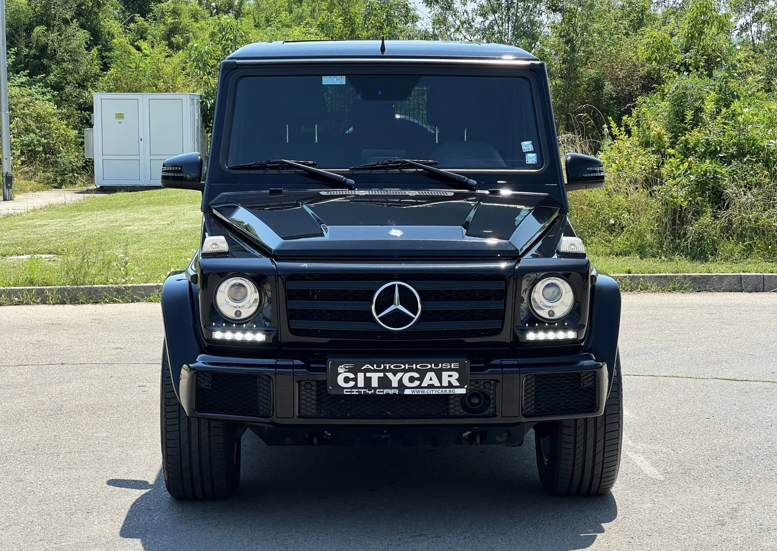 Mercedes-Benz G 350 d/ AMG/ 4-MATIC/ EXCLUSIV/ H&K/ DISTRONIC/ CAMERA/ - изображение 2