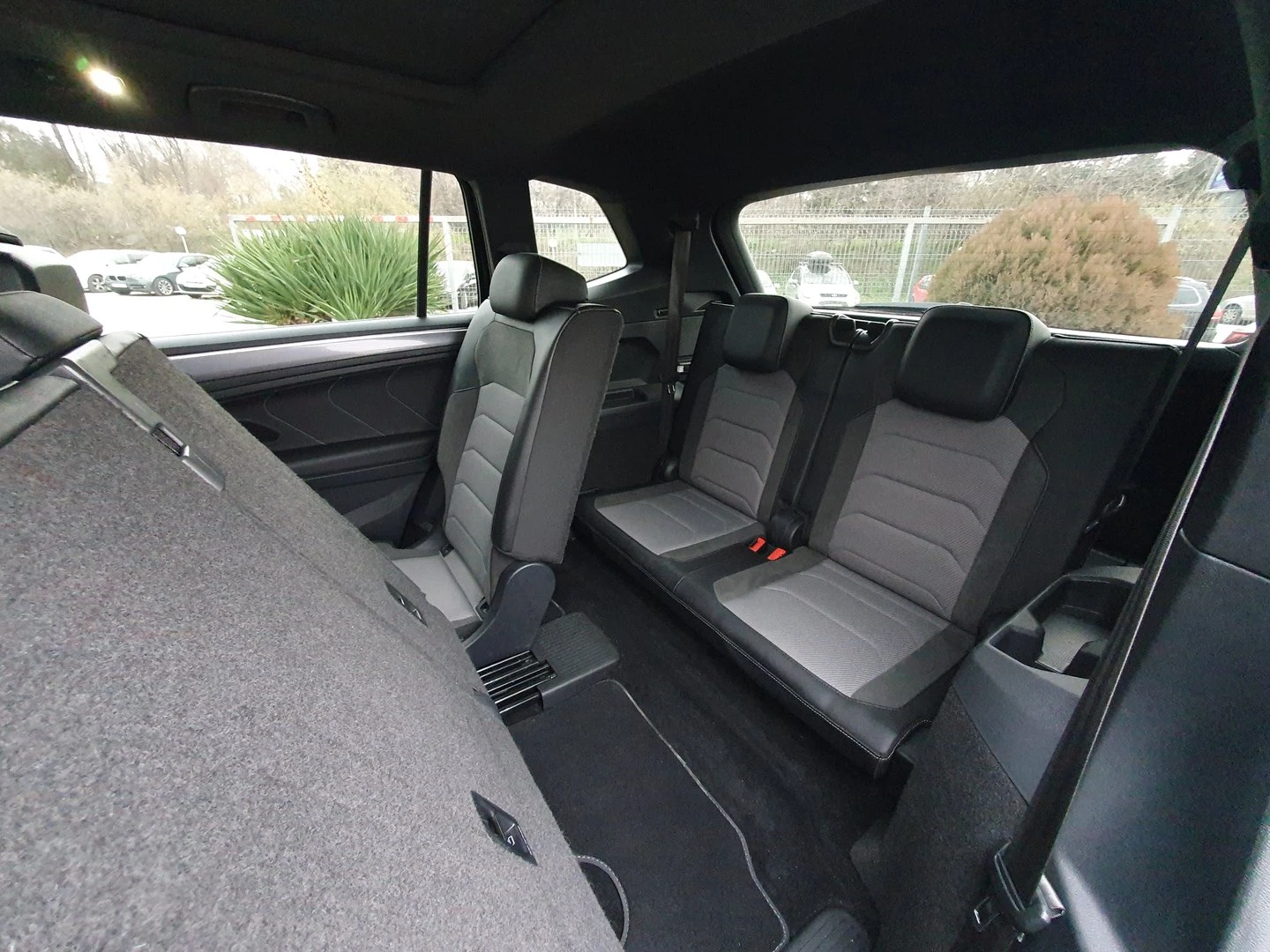 VW Tiguan LWB Highline 2.0TSI 4MOTION BMT - изображение 6