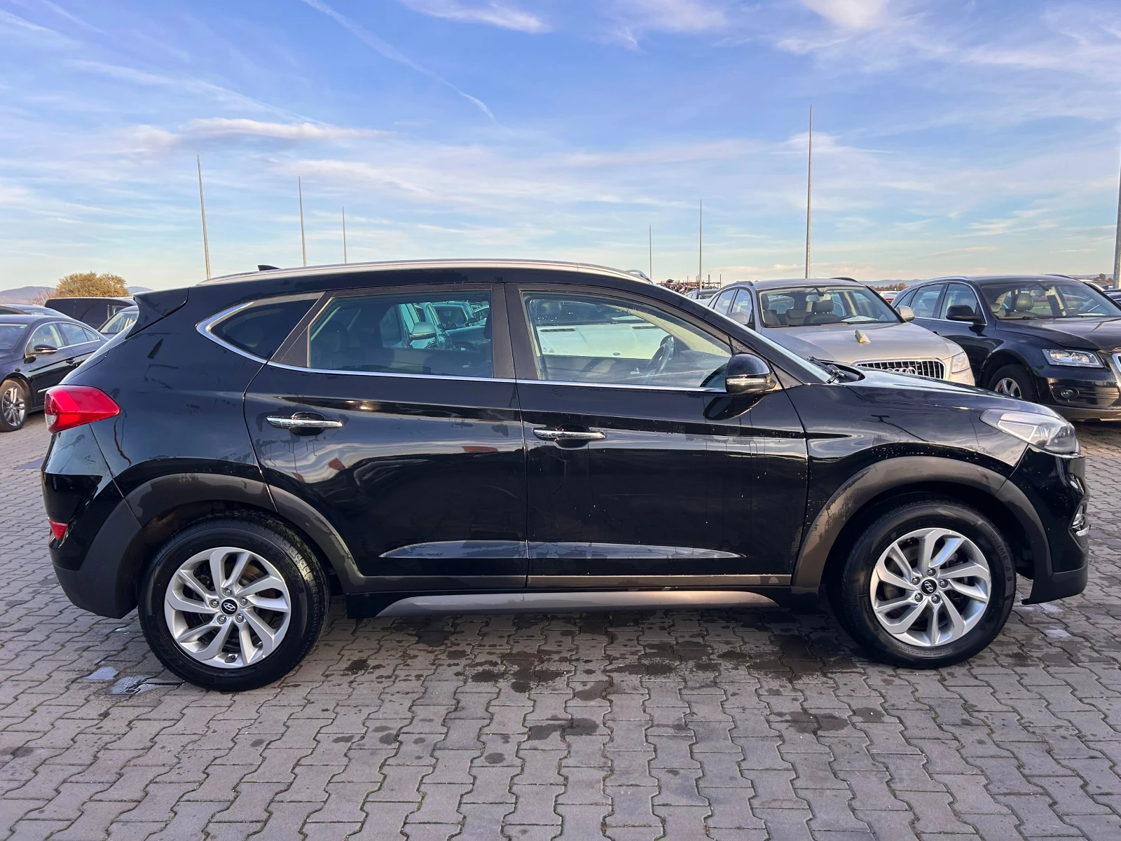 Hyundai Tucson 1.7CRDI NAVI/KAMERA EURO 6 | Mobile.bg   5