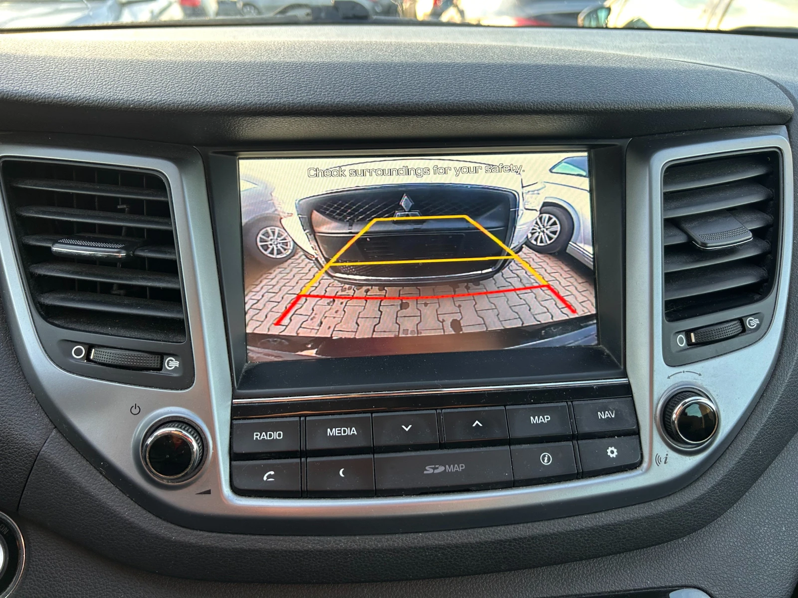 Hyundai Tucson 1.7CRDI NAVI/KAMERA EURO 6 | Mobile.bg   13