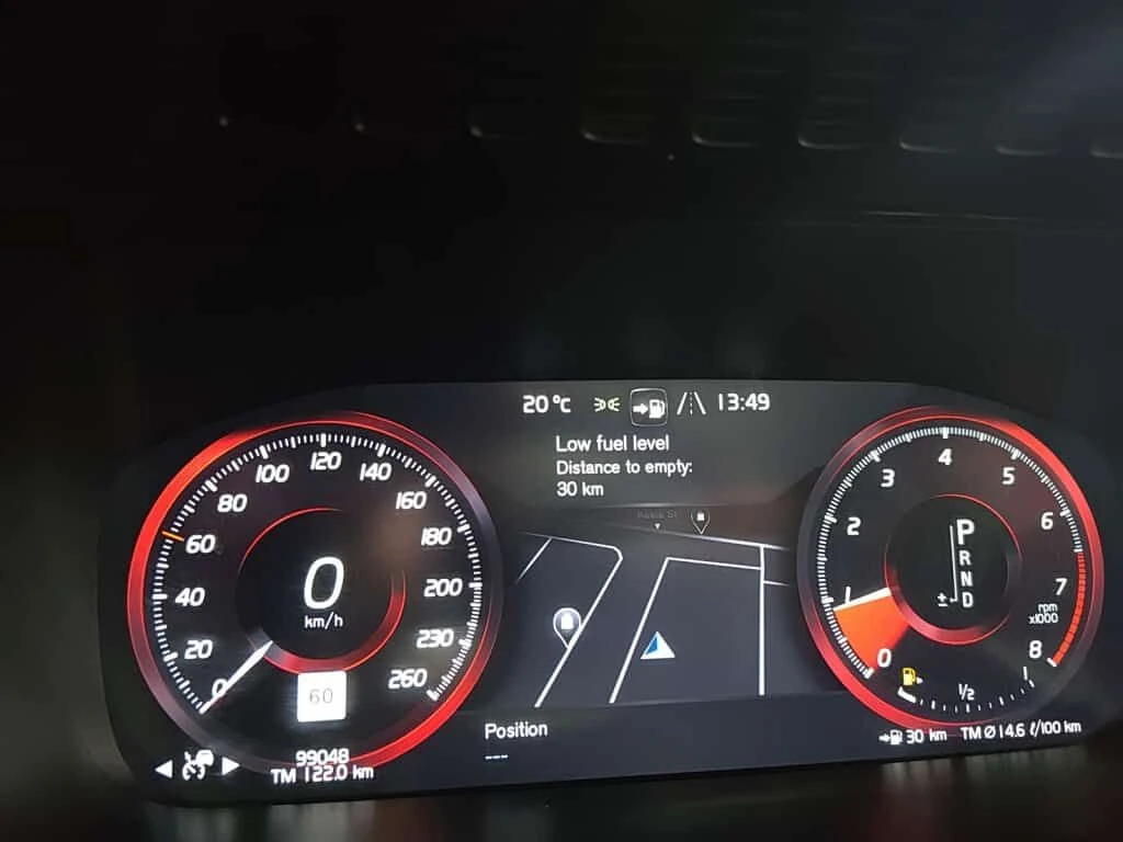 Volvo Xc90 T6 AWD Inscription / 7 Seater / NAV / Sunroof / Le, снимка 12 - Автомобили и джипове - 53894182