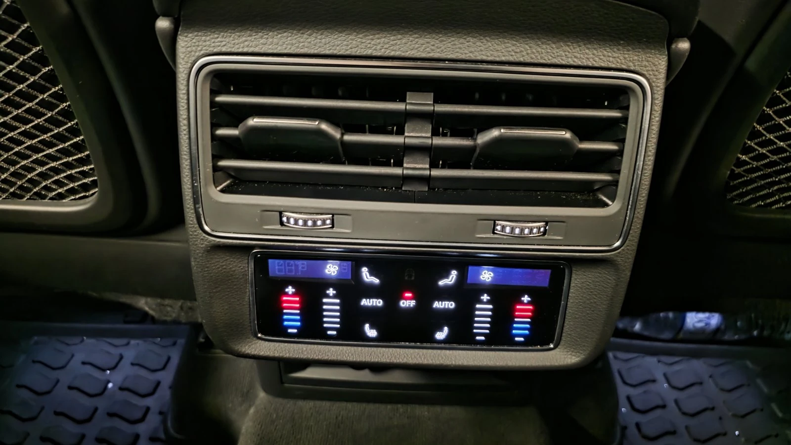 Audi Q7 55 TFSI quattro, снимка 9 - Автомобили и джипове - 54802176