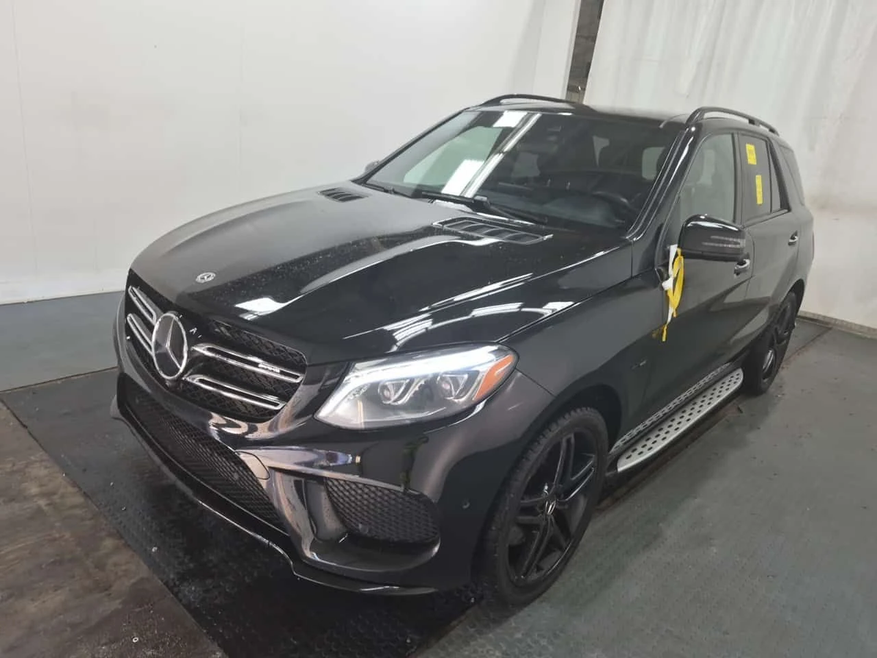 Mercedes-Benz GLE 43 AMG ДИСТРОНИК * ПОДГРЕВИ * HARMAN/KARDON * CARFAX