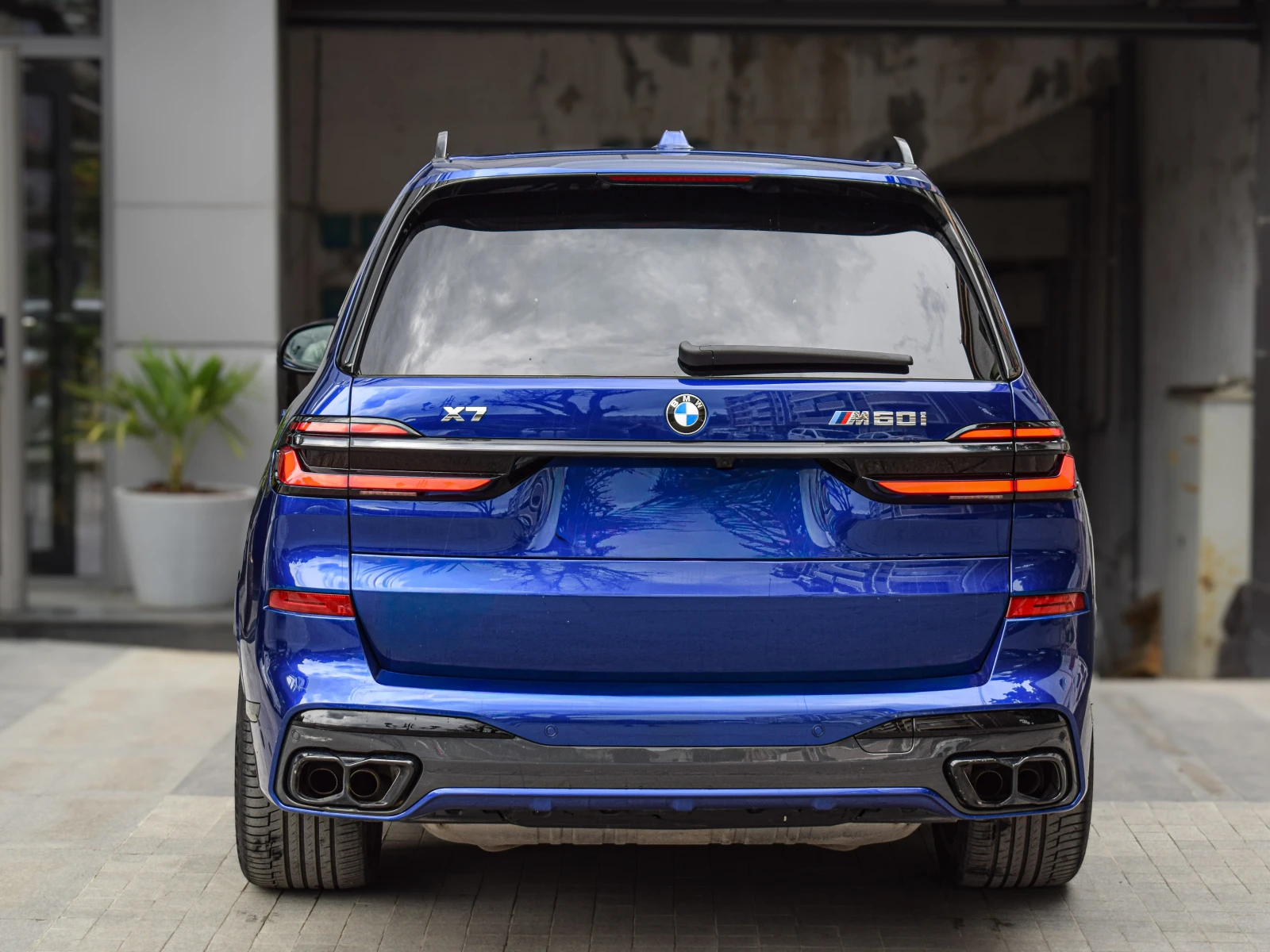 BMW X7 M60i 7-местен, снимка 11 - Автомобили и джипове - 55228990