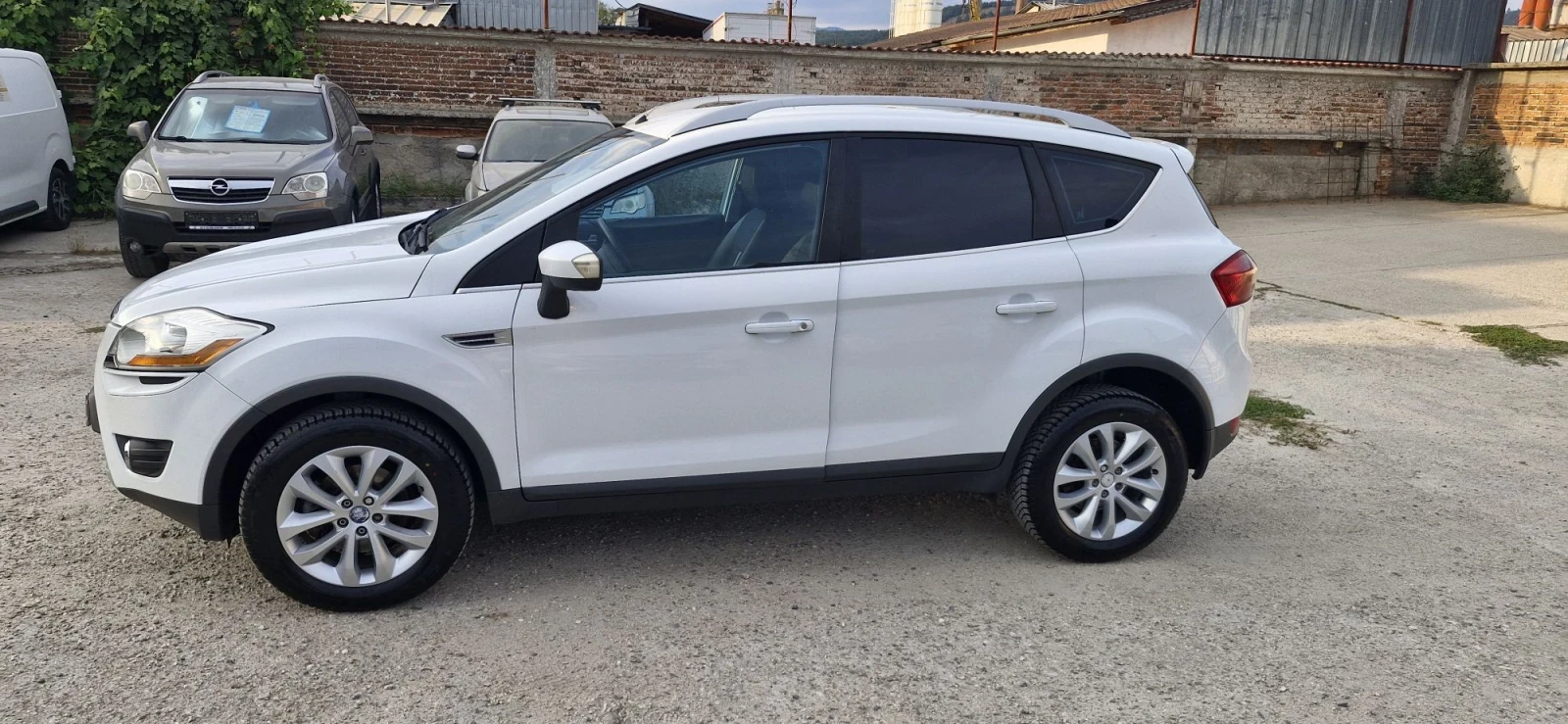 Ford Kuga 2.0dtci 136hp, снимка 5 - Автомобили и джипове - 55657211