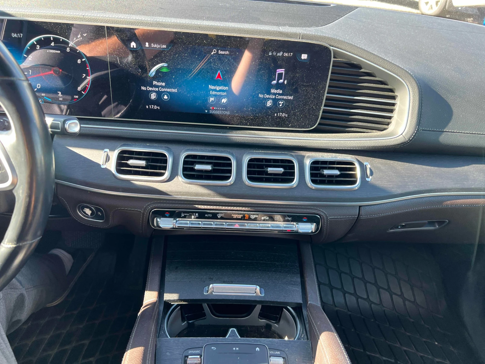 Mercedes-Benz GLE 350 | CARFAX | БЕЗ ИНЦИДЕНТИ, снимка 9 - Автомобили и джипове - 56126092