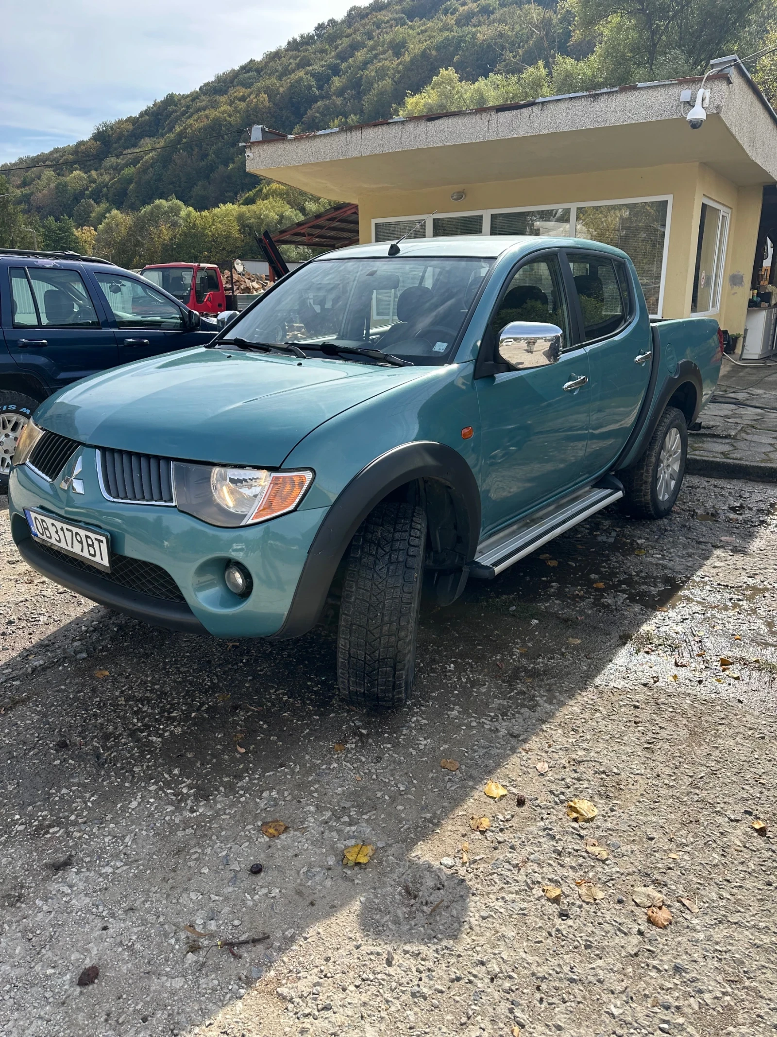 Mitsubishi L200 Пикап, снимка 2 - Автомобили и джипове - 56516514