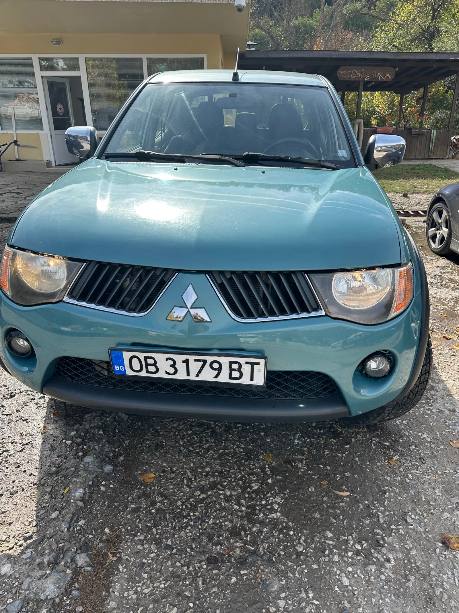 Mitsubishi L200 Пикап