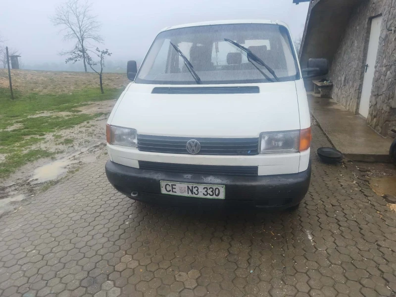 VW Transporter 2.5 TDI , снимка 7 - Бусове и автобуси - 52595008