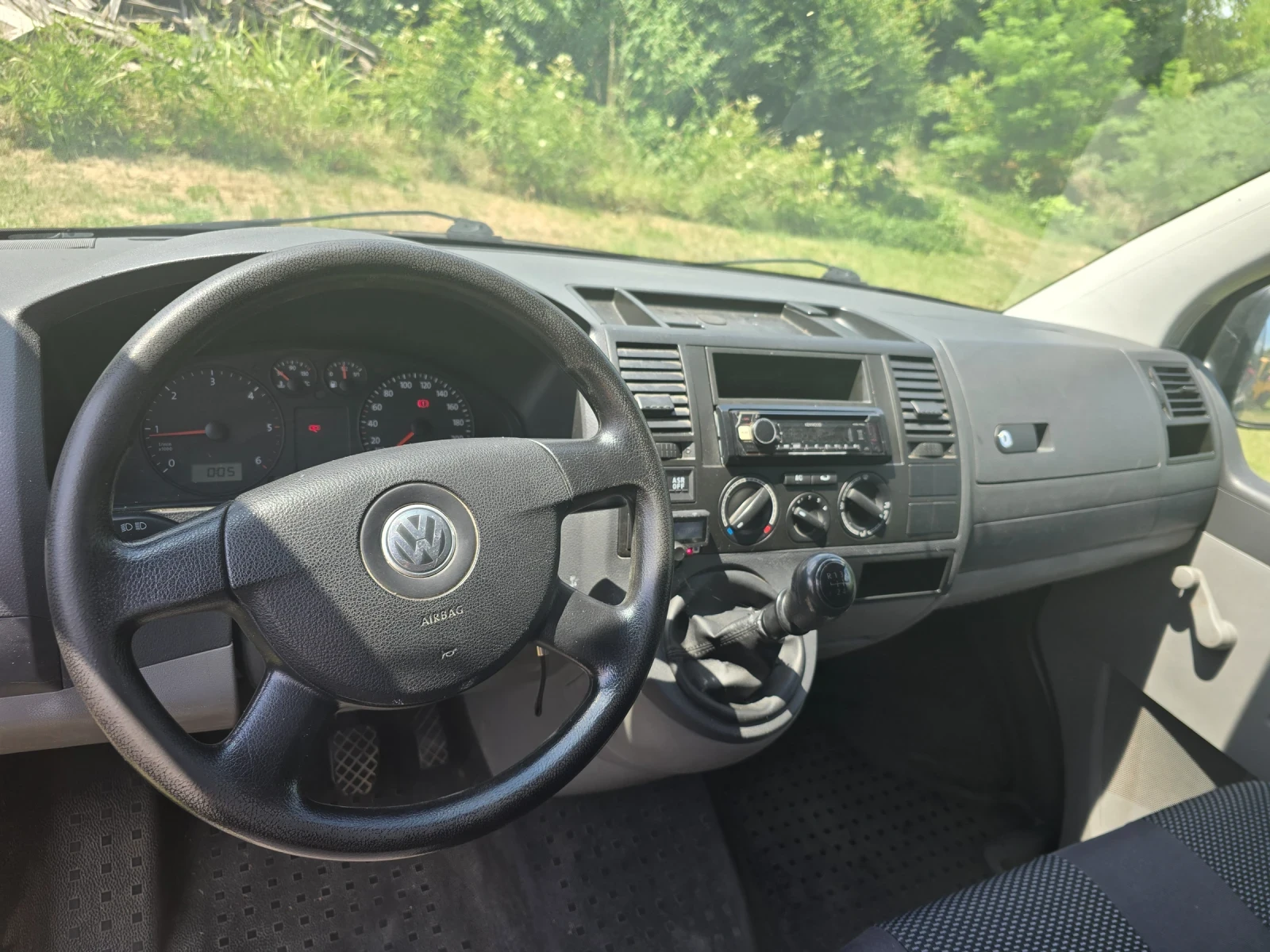 VW T5, снимка 8 - Бусове и автобуси - 55677851