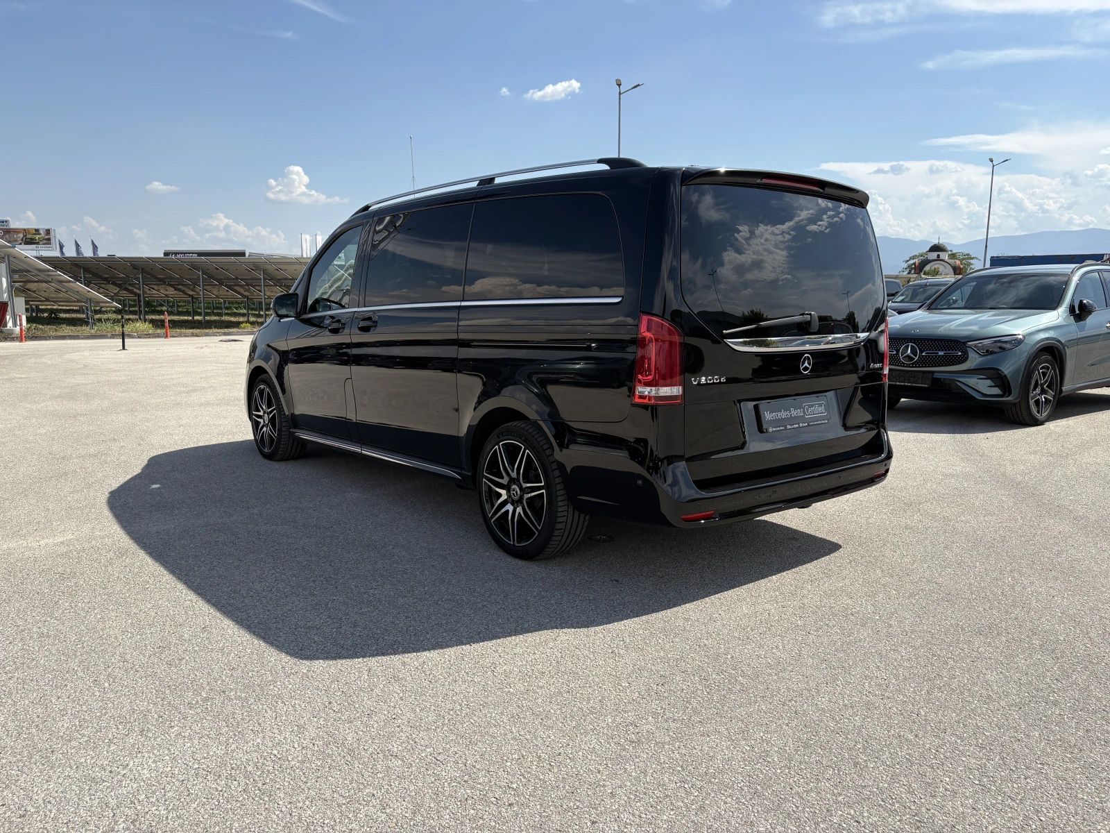 Mercedes-Benz V 300 d EXCLUSIVE 4MATIC, снимка 6 - Бусове и автобуси - 56093743