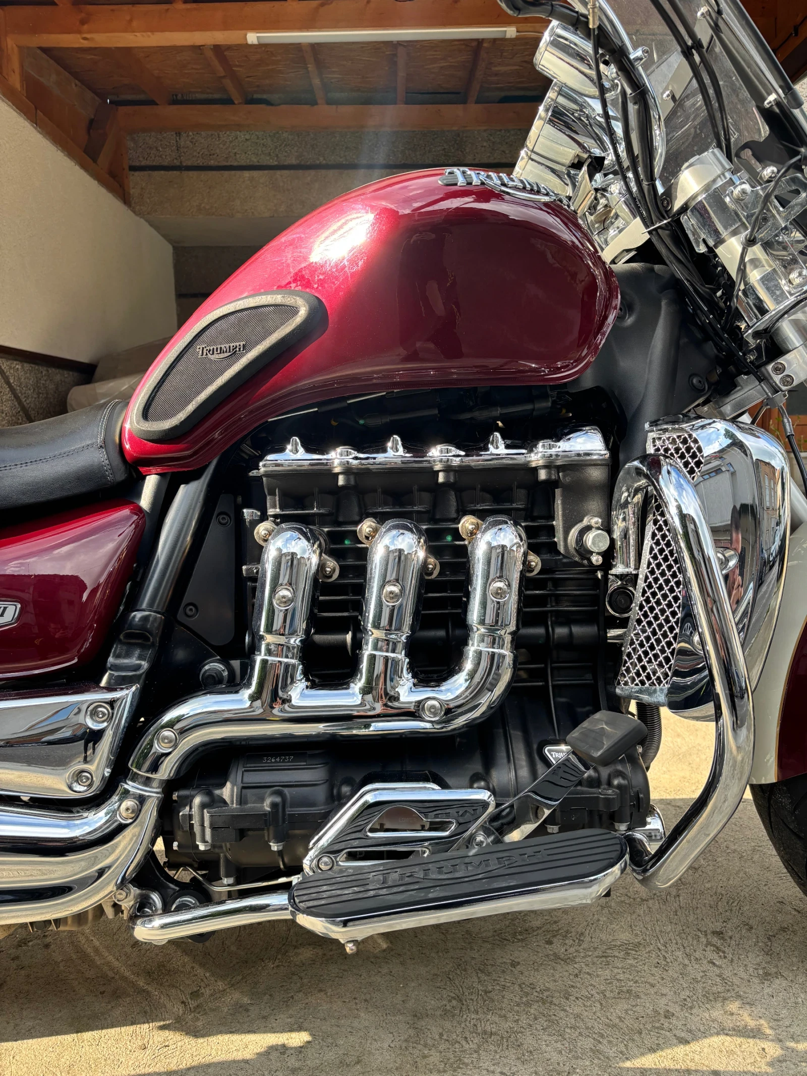 Triumph Rocket III 2006 без забележка, снимка 6 - Мотоциклети и мототехника - 54645702
