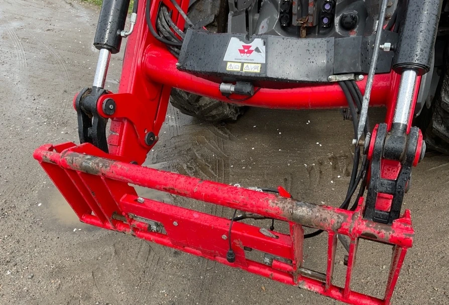 Трактор Massey 6616, снимка 8 - Селскостопанска техника - 55932729