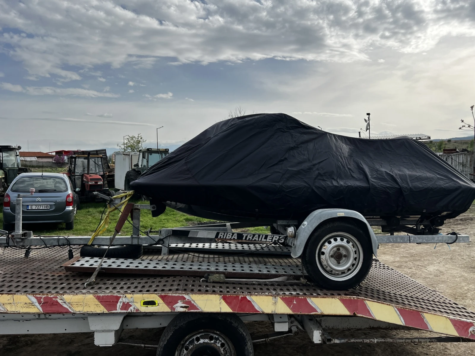 Джет Bombardier Sea Doo, снимка 8 - Воден транспорт - 54208735