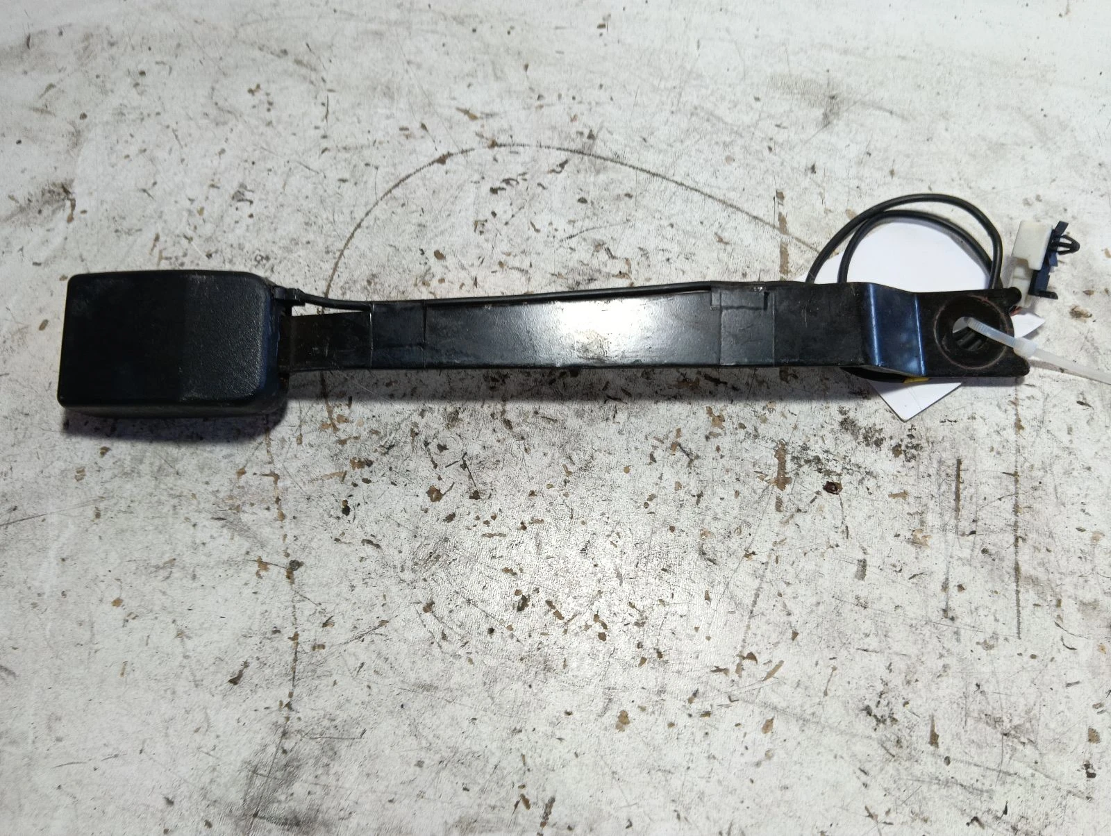 закопчалка колан дясна 86842JD00C Нисан Кашкай 1.5 DCI