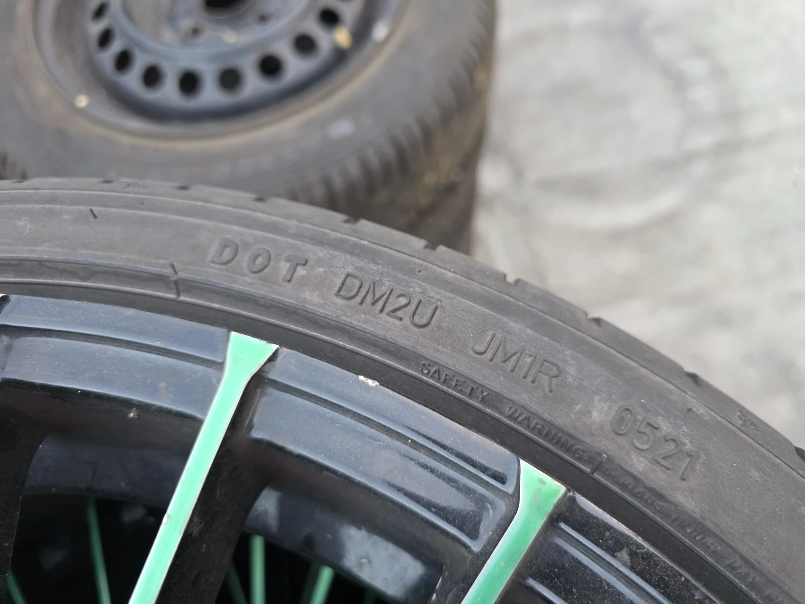 Гуми Летни 225/35R19, снимка 4 - Гуми и джанти - 56687774