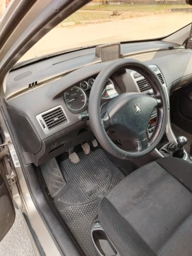 Peugeot 307 1.6HDI navi pdc, снимка 6