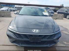 Hyundai Elantra 2l Sel - 14000 € / 27381.62 лв. - 41892658 12