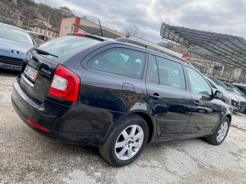 Skoda Octavia Топ състояние, снимка 4 - Автомобили и джипове - 44535384