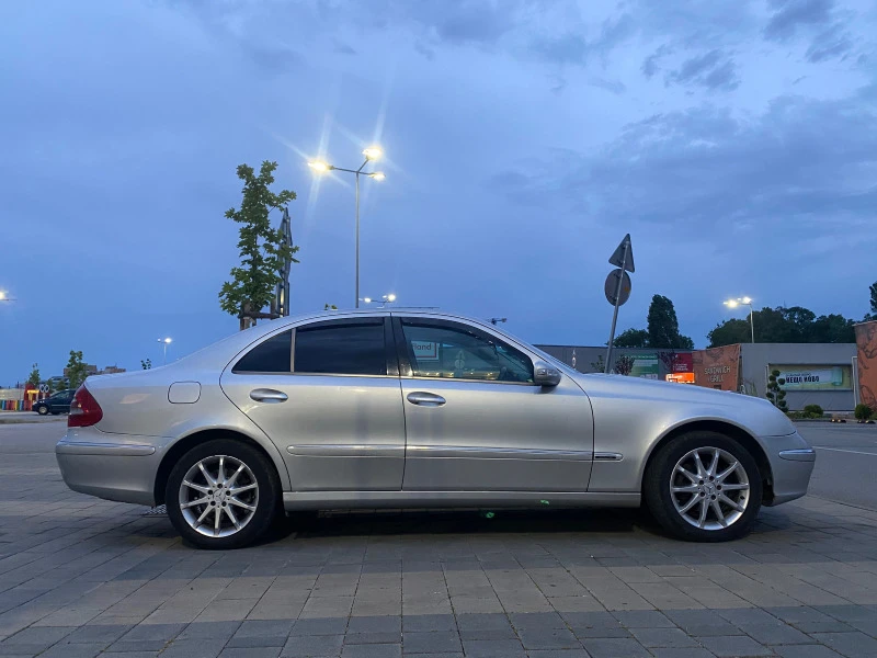 Mercedes-Benz E 280, снимка 7 - Автомобили и джипове - 46379168