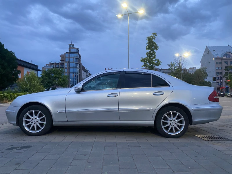 Mercedes-Benz E 280, снимка 8 - Автомобили и джипове - 46379168