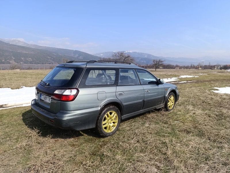 Subaru Outback 2.5i автоматик, снимка 3 - Автомобили и джипове - 48794826