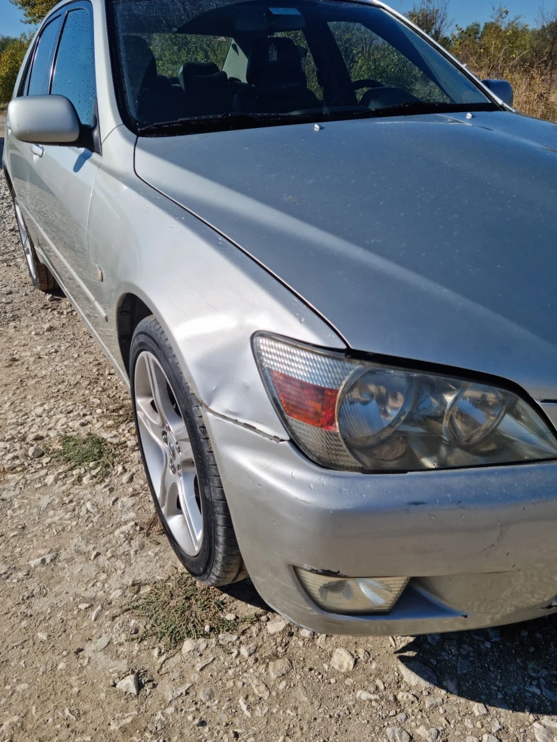 Lexus IS 200, снимка 6 - Автомобили и джипове - 47652172